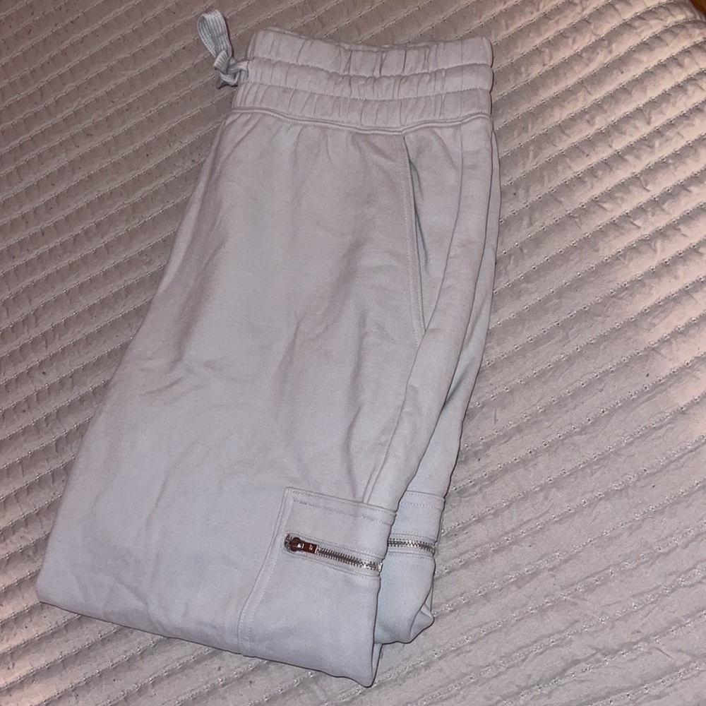 Fabletics joggers - Picture 3 of 4